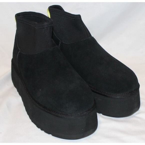 UGG CLASSIC MINI DIPPER PLATFORM BLACK SHEARLING LINED BOOTS  WOMEN - Picture 2 of 6